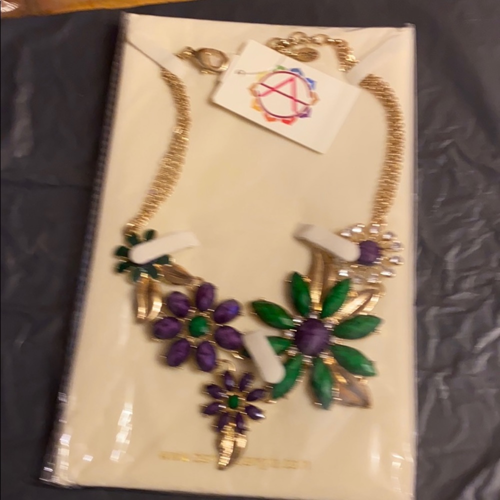 Necklace real amethyst/evergreen stone